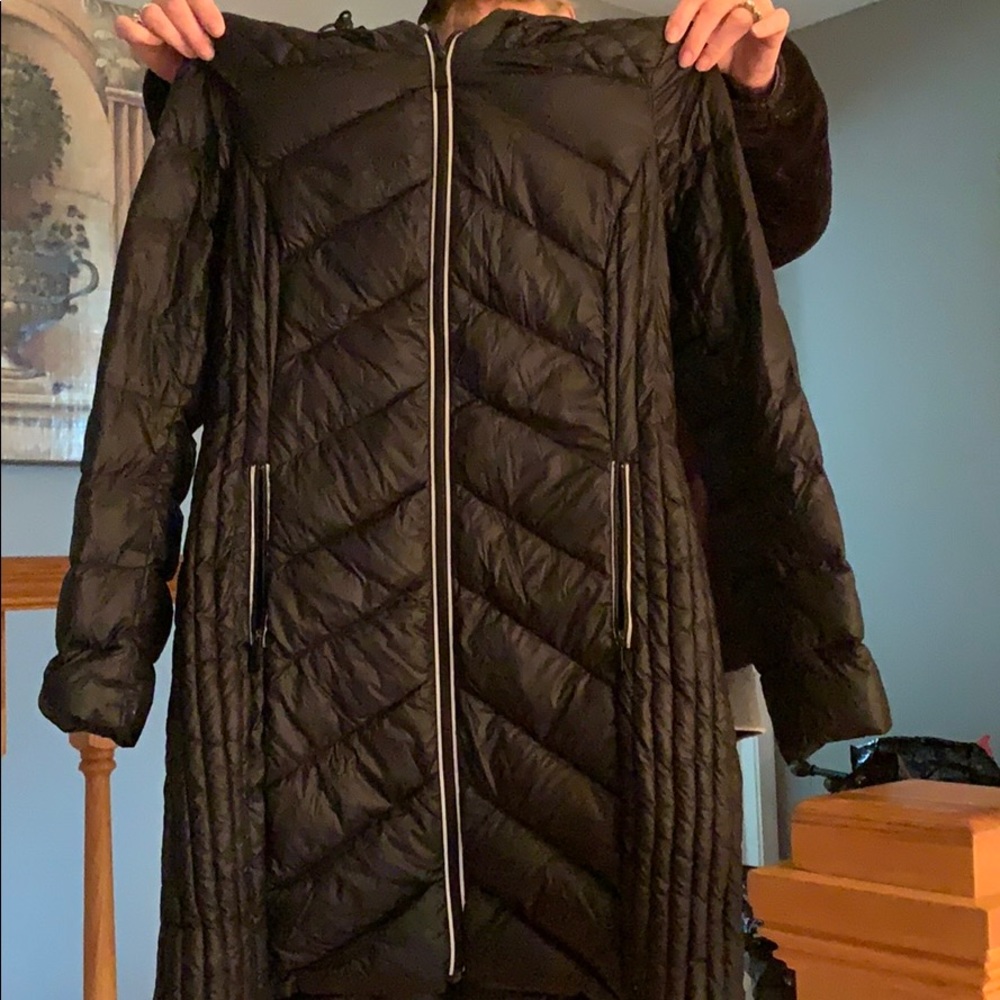BCBG puffy jacket